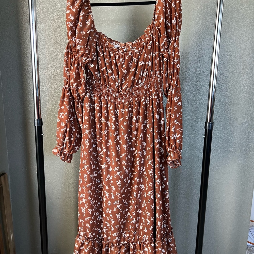 Astr Brown Floral Long Sleeve Dress